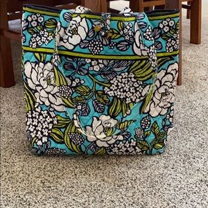 Vera Bradley tote